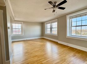 The Calhoun Lofts & Thunderbird