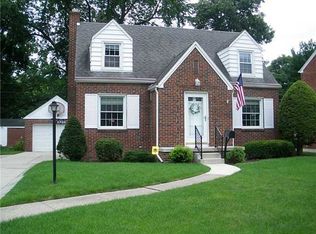 3709 Beverly Dr, Toledo, OH 43614