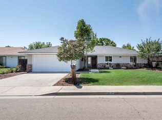 371 Hawley Ave, Sanger, CA 93657