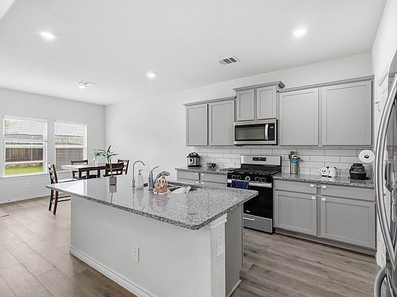 5th image of 9800 Quail Pointe Rd