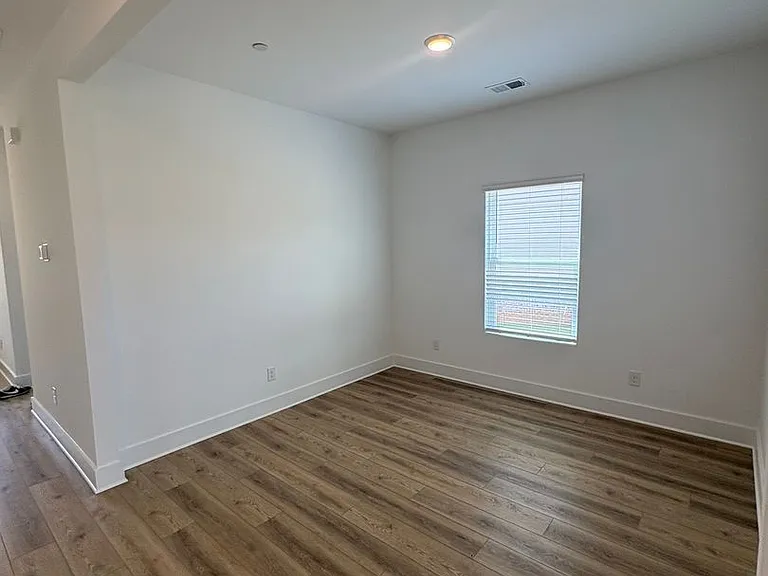 3138 Rolling Brook Dr #85 — Photo 4