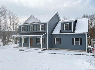 195 Mulford Rd, Middletown, NY 10940