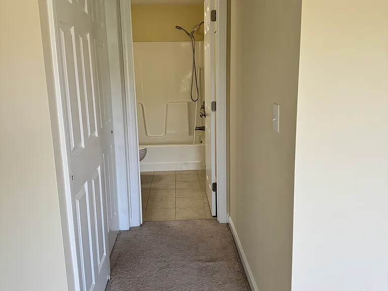6 Queen Isabella Way — Photo 21