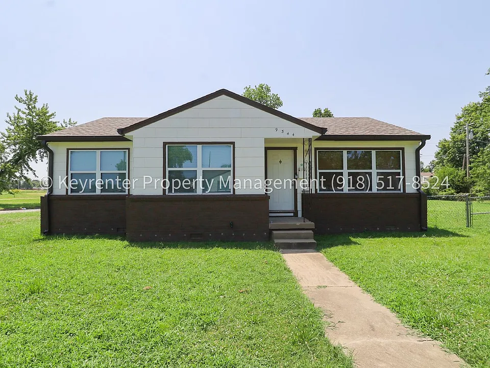 9344 E 3rd Pl