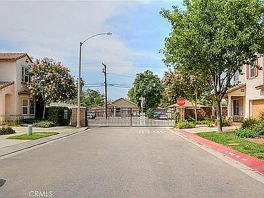 1636 Gilliam Ct — Photo 3