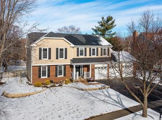 3106 Charlemagne Ln, St Charles, IL