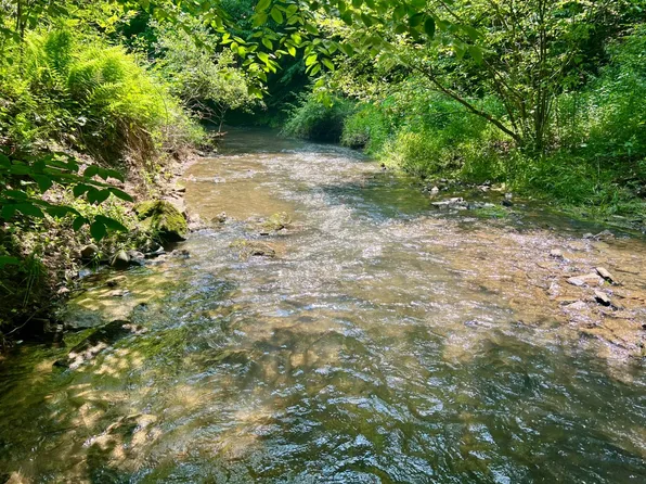 135 Oak Grove Rd, Industry, PA 15052