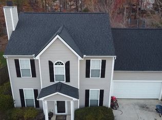 9307 Erinsbrook Dr, Raleigh, NC 27617