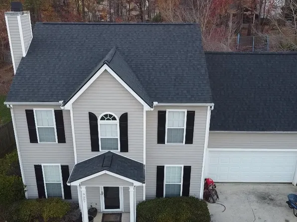 9307 Erinsbrook Dr, Raleigh, NC 27617