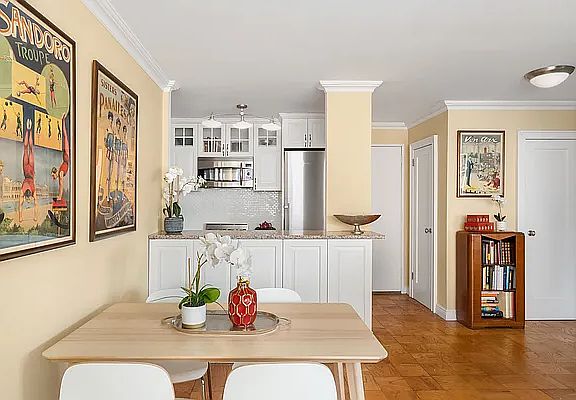 3rd image of 200 W 79th St APT 11K
