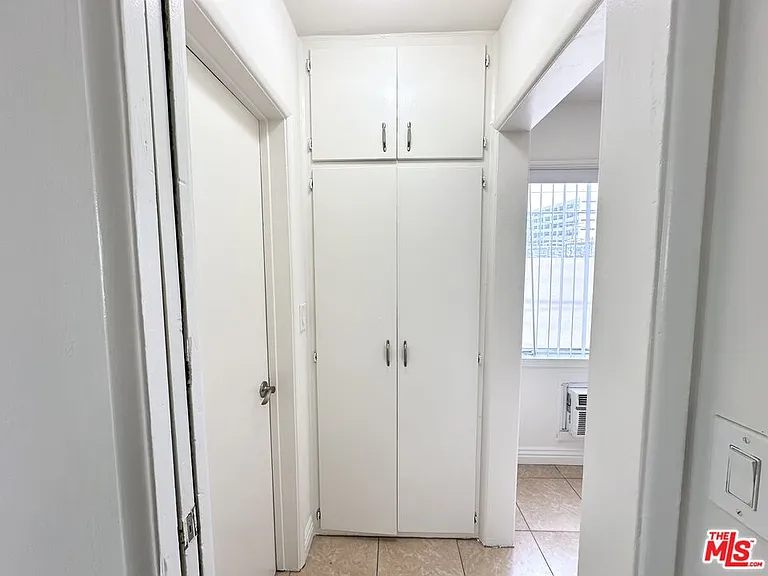 7209 Willoughby Ave #10 — Photo 7