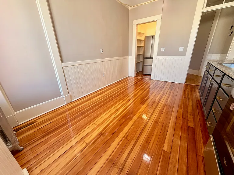 69 S Pleasant St #13 — Photo 6
