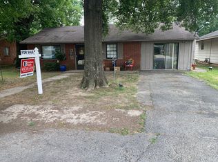 1915 S Spring St, Stuttgart, AR 72160