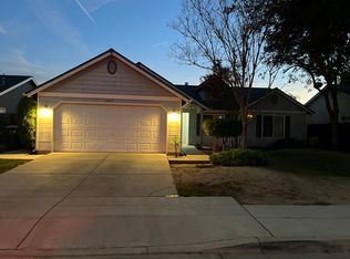5407 W Pontiac Way, Fresno, CA 93722