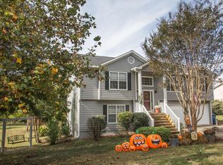 1718 Wynfield Ln, Auburn, GA