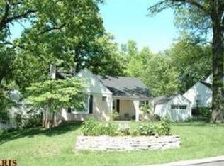 825 Glen Elm Dr, Saint Louis, MO