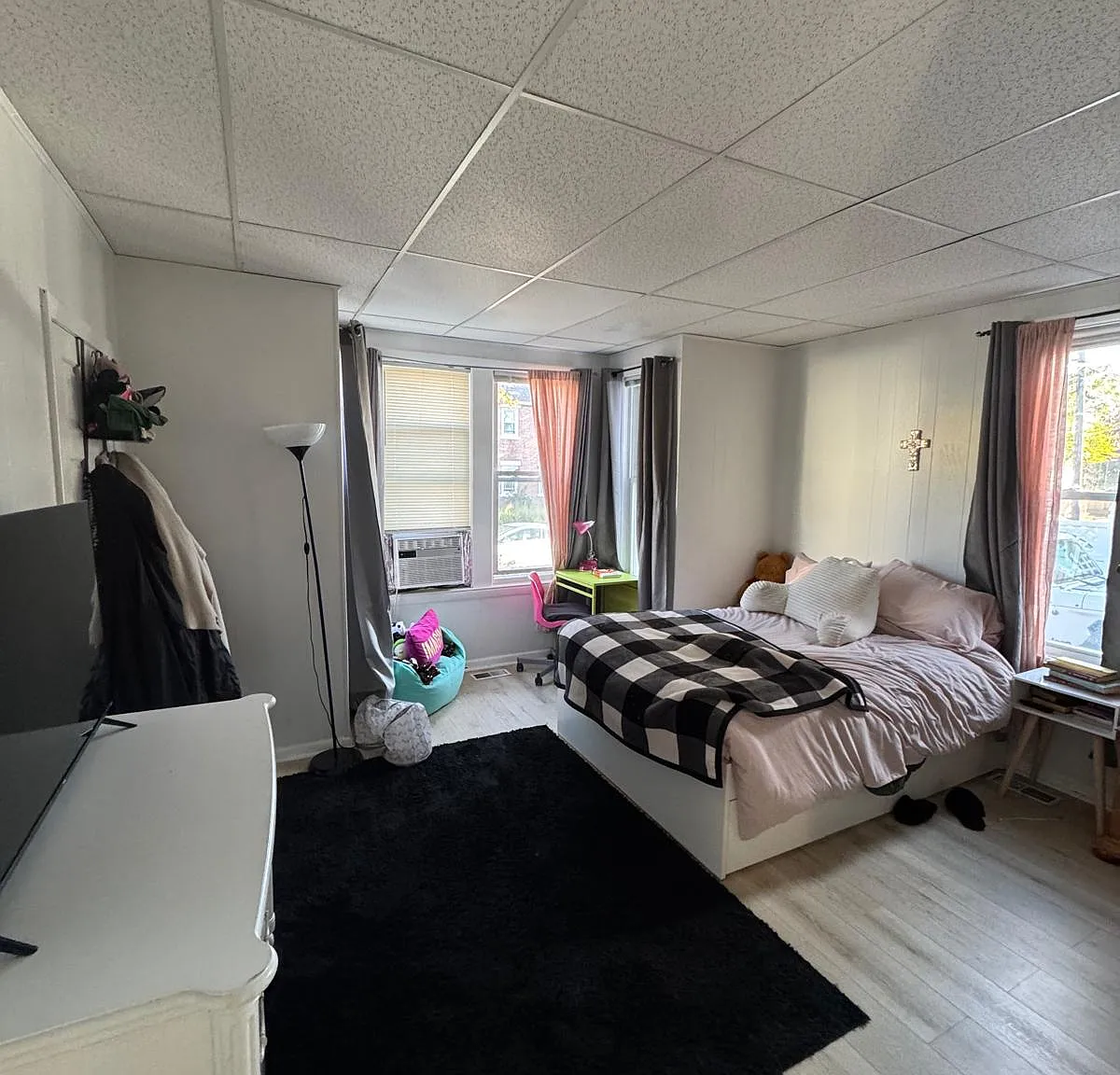 1 bed, $2,150 — Photo 2