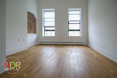 Rented by Next Door Realty NYC
