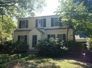 27 Conant Rd, Brookline, MA 02467