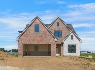 108 Stonebrook Dr, Youngsville, LA 70592
