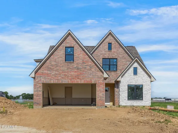 108 Stonebrook Dr, Youngsville, LA 70592