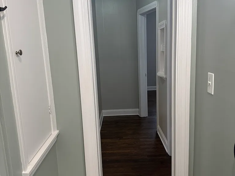 2258 Northland Ave #UP — Photo 16