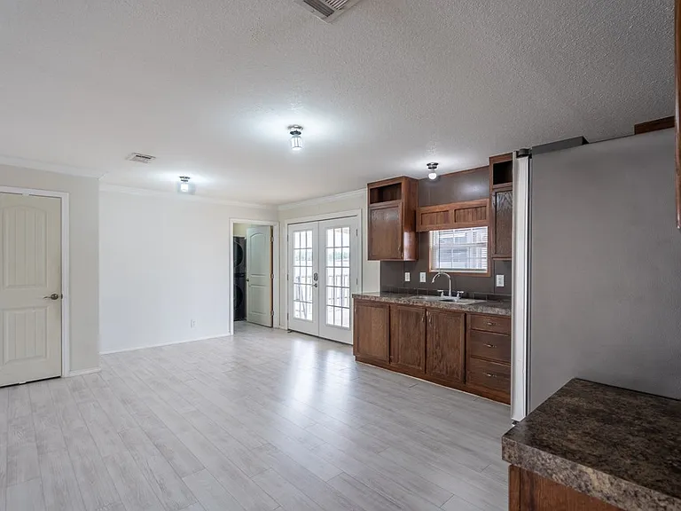 5618 S County Road 1202 — Photo 5