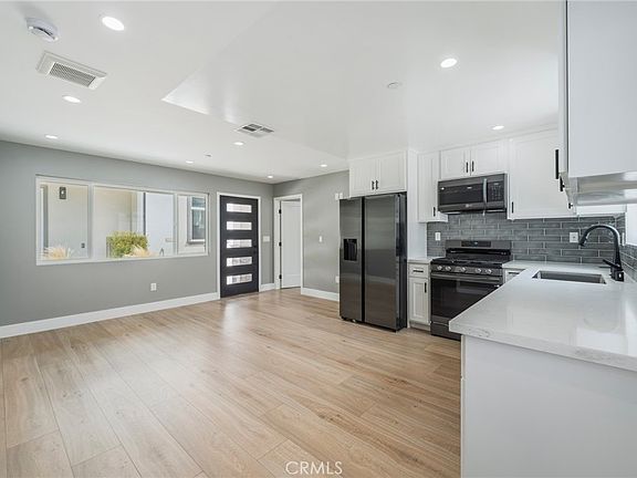 5th image of 2130 A West St #238