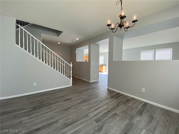 4th image of 7277 Caballo Range Ave