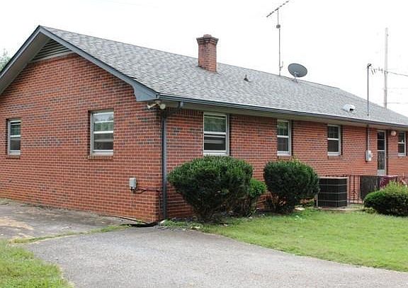 3rd image of 1030 Morningside Dr