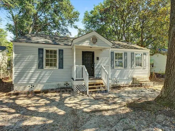 1936 New Mexico St, Savannah, GA 31404