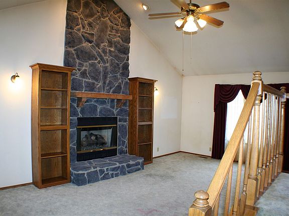 3rd image of 127 N Lioba Dr