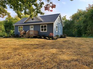 19780 Armada Ridge Rd, Armada, MI 48005