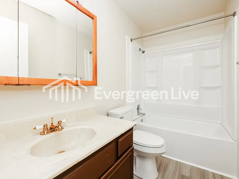 217 Euclid Ave — Photo 10