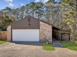 24617 Camwood Ct, Huntsville, TX 77320