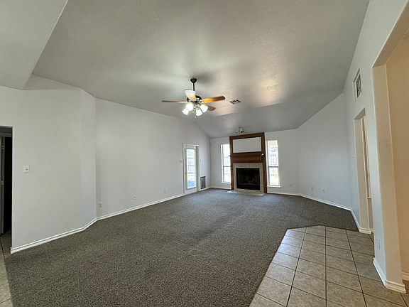 4th image of 3213 Nacogdoches Dr