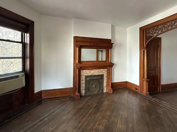 560 Dean Street image 11 of 15