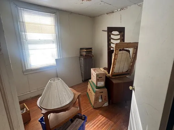 2066 Eastburn Ave, Philadelphia, PA 19138