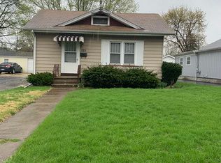 225 N Clifton Ave, Elgin, IL 60123