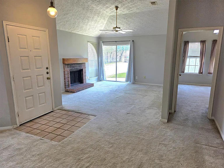 67 E Park West Dr — Photo 6
