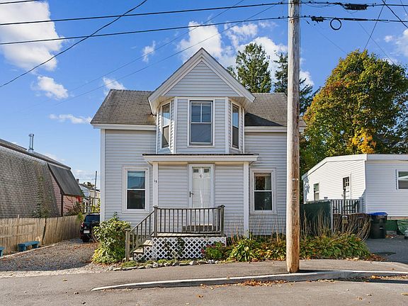 3rd image of 15 W Old Orchard Avenue