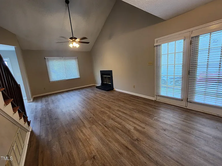3109 Cinnamon Cir — Photo 6