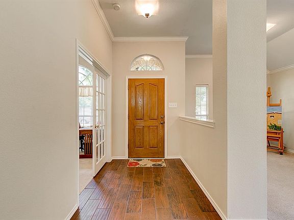 4th image of 5101 Birch Grove Ln