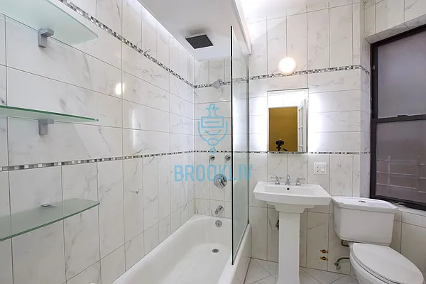 Rented by null | media 15