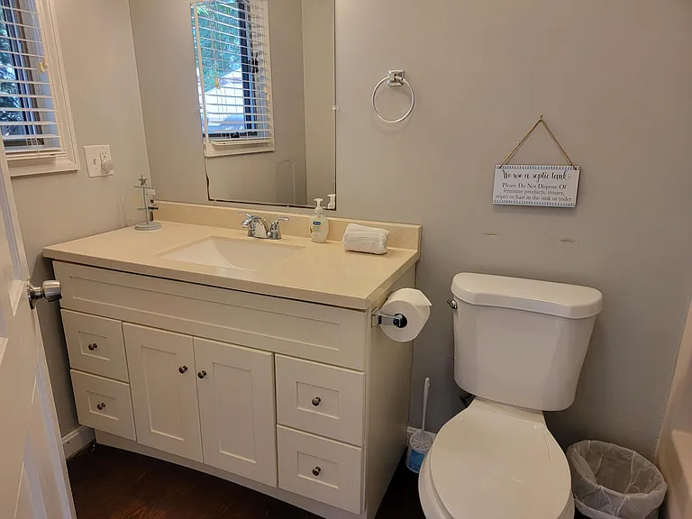 10 Willow Ave — Photo 22