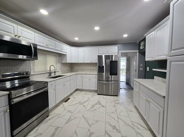 (undisclosed Address), Schenectady, NY 12308