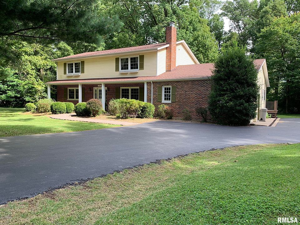 1st image of 114 Magnolia Ln