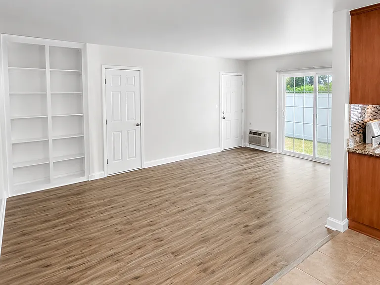7043 Alabama Ave #204 — Photo 1
