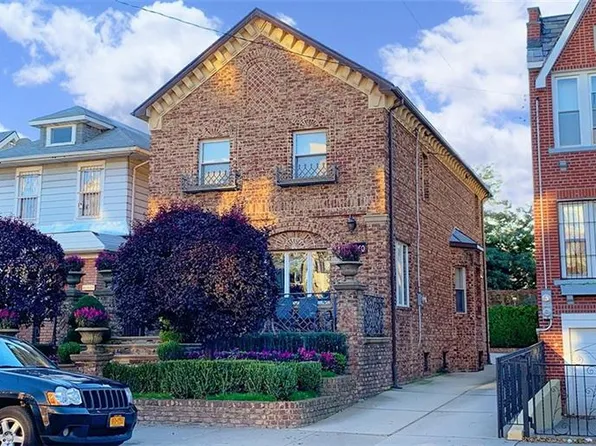 1960 E 17th St, Brooklyn, NY 11229