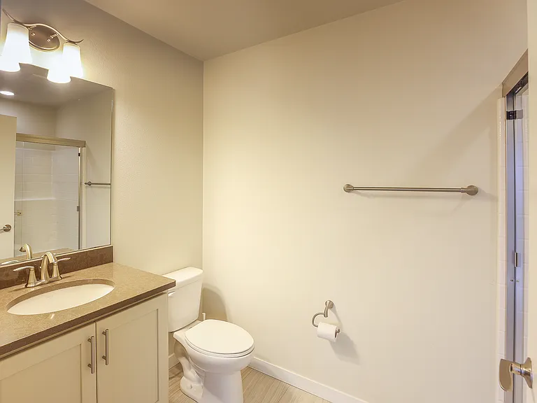 14671 36th Ct NE — Photo 11